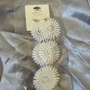 MIA White Circular Earrings